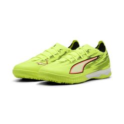 Buty piłkarskie unisex ULTRA 6 MATCH TT PUMA. Czarne buty do biegania Puma, bez wzorów, bez zapięcia, do biegania. Za 399.00 zł.