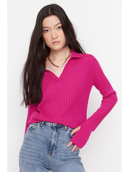 Trendyol Sweter w kolorze różowym rozmiar: S. Różowe swetry Trendyol, s, bez wzorów, prążkowane, bez ramiączek. Za 52.99 zł.