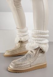 Złote Wsuwane Śniegowce z Futerkiem i Metalicznym Połyskiem Vetirena. Żółte śniegowce Born2be, bez wzorów, z dzianiny, bez zapięcia. Za 159.99 zł.