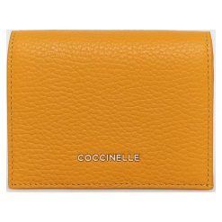 Coccinelle portfel skórzany damski kolor pomarańczowy. Brązowe portfele Coccinelle, bez wzorów, z materiału. Za 399.99 zł.
