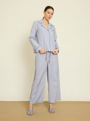 BGN Koszula w kolorze błękitnym rozmiar: 40. Niebieskie koszule BGN, bez wzorów, bez kołnierzyka, bez ramiączek. Za 121.99 zł.