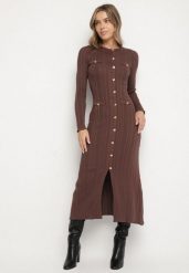 Brązowa Sweterkowa Sukienka z Wiskozą Ozdobiona Metalicznymi Guzikami Eldatila. Brązowe sukienki Born2be, na co dzień, m, bez wzorów, z wiskozy, klasyczne, bez kołnierzyka, bez ramiączek, maxi, proste. Za 139.99 zł.