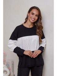Soft Cashmere Sweter w kolorze czarno-białym rozmiar: 38/40. Czarne swetry Soft Cashmere, bez wzorów, klasyczne, bez ramiączek. Za 210.14 zł.