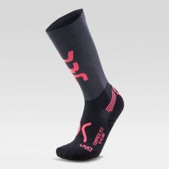 Skarpety do biegania LADY RUN COMPRESSION FLY SOCKS r.37-38. Czarne skarpetki Uyn, bez wzorów. Za 99.99 zł.