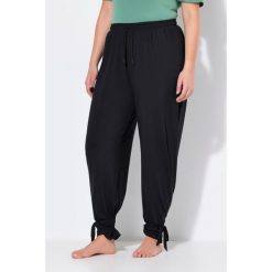 Damskie Spodnie funkcyjne dresowe szybkoschnące z recyklingu. Czarne spodnie dresowe Ulla Popken, na lato, bez wzorów, z dresówki, trekkingowe. Za 244.99 zł.