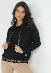 Czarna Bluza z Kapturem i Małą Naszywką z Cyrkonii Ophitasia. Czarne bluzy Born2be, xs, z aplikacjami, casualowe, bez ramiączek, z kapturem. W wyprzedaży za 46.74 zł.