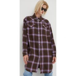 Wrangler sukienka bawełniana mini oversize. Sukienki Wrangler, l, bez wzorów, z bawełny, bez kołnierzyka, bez ramiączek, mini, oversize. W wyprzedaży za 239.99 zł.