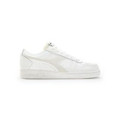 Trampki DIADORA MAGIC BASKET LOW ICONA LEATHER. Białe trampki sportowe Diadora, bez wzorów, ze skóry, bez zapięcia, do koszykówki. Za 269.99 zł.