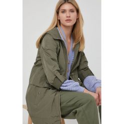 Geox parka TOPAZIO damska kolor zielony przejściowa. Zielone płaszcze Geox, bez wzorów, z materiału, bez kaptura. W wyprzedaży za 839.99 zł.