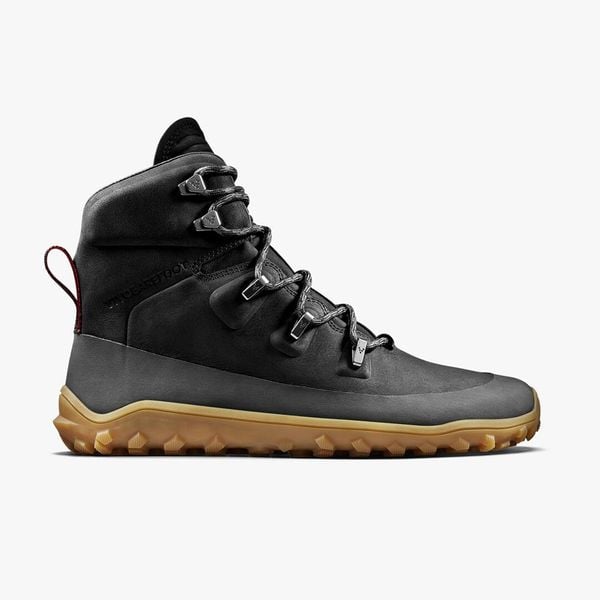 Buty turystyczne damskie Vivobarefoot Tracker Leather AT. Czarne buty trekkingowe VIVOBAREFOOT, bez wzorów, bez zapięcia, trekkingowe. Za 996.99 zł.