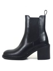 GAP Botki w kolorze czarnym na obcasie rozmiar: 41. Czarne botki GAP, bez wzorów, eleganckie, bez obcasa, na obcasie, bez zapięcia. Za 169.95 zł.