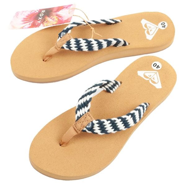 Klapki plażowe Roxy Porto ARJL101213. Brązowe klapki Roxy, bez wzorów, z materiału, bez obcasa, bez zapięcia. Za 69.00 zł.
