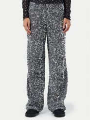 Noisy May Spodnie materiałowe Mia 27032396 Srebrny Loose Fit. Szare spodnie materiałowe Noisy May, bez wzorów, z materiału. Za 139.99 zł.