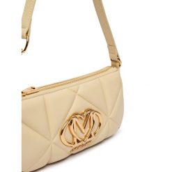 Torebka LOVE MOSCHINO. Brązowe torebki klasyczne Love Moschino, bez wzorów, klasyczne, bez dodatków. Za 839.99 zł.