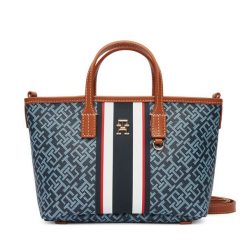Torebka Tommy Hilfiger. Niebieskie torebki klasyczne Tommy Hilfiger, bez wzorów, klasyczne, bez dodatków. Za 649.99 zł.