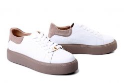 FILIPPO DP7502/26 WH biały, półbuty damskie. Białe półbuty wsuwane Filippo, bez wzorów, ze skóry, bez obcasa. Za 209.90 zł.