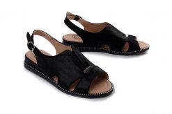 Filippo DS4470/26 BK Czarny, sandały damskie. Czarne sandały Filippo, bez wzorów, ze skóry, bez obcasa, na koturnie, bez zapięcia. Za 174.90 zł.