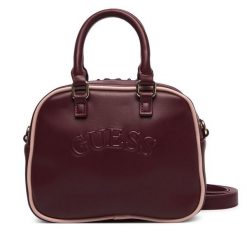 Torebka Guess. Czerwone torebki klasyczne Guess, z aplikacjami, klasyczne, bez dodatków. Za 294.99 zł.