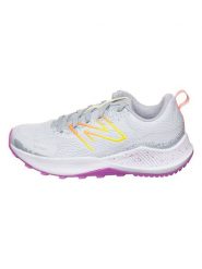 New Balance Buty "Nitrel v5" w kolorze białym do biegania rozmiar: 19. Białe buty do biegania New Balance, bez wzorów, z materiału, bez zapięcia, do biegania. Za 154.07 zł.