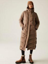 Regatta Płaszcz pikowany "Eloria" w kolorze karmelowym rozmiar: 38. Brązowe płaszcze Regatta, bez wzorów, bez kaptura. Za 275.40 zł.