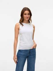 Vero Moda Top w kolorze białym rozmiar: XS. Białe topy Vero Moda, xs, bez wzorów, bez kołnierzyka, bez ramiączek. Za 57.45 zł.