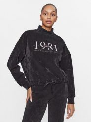 Guess Bluza V3BQ00 KBC00 Czarny Regular Fit. Czarne bluzy Guess, xxs, z aplikacjami, z syntetyku, bez kaptura. Za 179.99 zł.