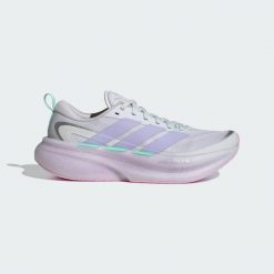 BUTY DO BIEGANIA SUPERNOVA GLIDE. Czerwone buty do biegania adidas, bez wzorów, z gumy, bez zapięcia, do biegania. Za 569.00 zł.