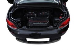 Torby Do Bagażnika Bmw Z4 2009-2016 3Szt Kjust. Czarne torby podróżne KJUST, bez wzorów, z kauczuku. Za 701.00 zł.
