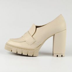 Beżowe groch POLSKIE mokasyny damskie na słupku, loafersy DEONI D207A. Brązowe mokasyny Deoni, bez wzorów, ze skóry. W wyprzedaży za 254.15 zł.