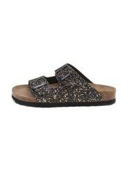 BABUNKERS Family Klapki w kolorze czarnym rozmiar: 39. Czarne klapki BABUNKERS Family, bez wzorów, klasyczne, z otwartym noskiem, bez obcasa, bez zapięcia. Za 130.99 zł.