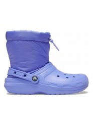 Crocs Kozaki zimowe "Classic Lined Neo Puff" w kolorze fioletowym rozmiar: 41/42. Różowe kozaki Crocs, na zimę, bez wzorów, z materiału, eleganckie, bez obcasa, bez zapięcia. Za 202.95 zł.