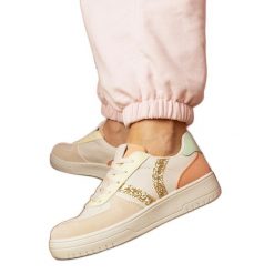 Beżowe sneakersy trampki zdobione brokatem beżowy. Brązowe trampki z aplikacjami, z materiału, eleganckie, bez zapięcia. Za 84.78 zł.