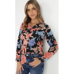 Czarna Koszula Artisthus. Czarne koszule Born2be, l, z aplikacjami, z wiskozy, eleganckie, bez kołnierzyka, bez ramiączek. W wyprzedaży za 59.99 zł.