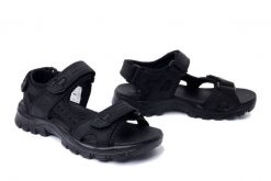 ARTIKER RELAKS 54C1299 czarny, sandały damskie. Czarne sandały Artiker Relaks, bez wzorów, ze skóry, bez obcasa, bez zapięcia. Za 199.90 zł.