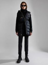 Napapijri Spodnie w kolorze czarnym rozmiar: W30. Czarne spodnie materiałowe Napapijri, bez wzorów, z materiału, z podwyższonym stanem. Za 91.99 zł.