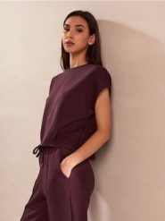 Bluza bez rękawów soft touch z dodatkiem wiskozy - czerwony. Czerwone bluzy bez kaptura Sinsay, l, bez wzorów, z dzianiny, bez kaptura. Za 39.99 zł.
