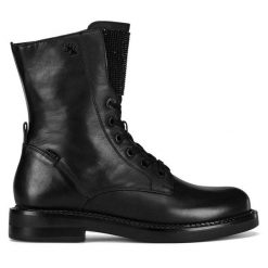 Trzewiki MEXX. Czarne botki Mexx, bez wzorów, bez obcasa, na płaskiej podeszwie, bez zapięcia. Za 269.99 zł.