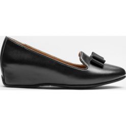 Czarne baleriny damskie. Baleriny marki Kazar. Za 449.00 zł.