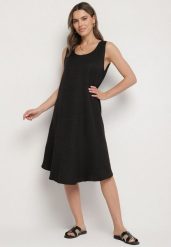 Czarna Rozkloszowana Klasyczna Sukienka Lunetira. Czarne sukienki Born2be, na co dzień, l, bez wzorów, eleganckie, bez kołnierzyka, bez ramiączek, midi, proste. W wyprzedaży za 50.99 zł.
