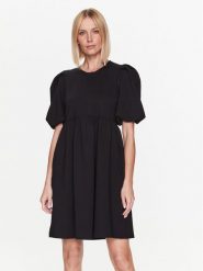 Gestuz Sukienka codzienna Blancagz 10906827 Czarny Regular Fit. Czarne sukienki Gestuz, na co dzień, s, bez wzorów, z syntetyku, bez kołnierzyka, bez ramiączek, proste. Za 329.99 zł.