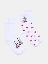 Długie skarpety z motywem walentynkowym 2 pack - biały. Białe skarpetki Sinsay, bez wzorów. Za 12.99 zł.