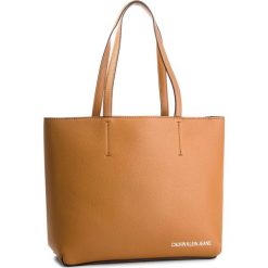 Torebka CALVIN KLEIN JEANS - Ultra Light Zipper K40K400622 240. Shopper bag marki Calvin Klein Jeans. W wyprzedaży za 419.00 zł.