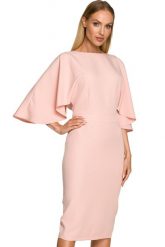 Sukienka elegancka ołówkowa z szerokimi rękawami pudrowa z pelerynką. Sukienki Sukienki.shop, na komunię, l, bez wzorów, eleganckie, bez kołnierzyka, bez ramiączek, ołówkowe. Za 289.00 zł.