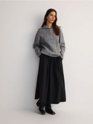 Sweter z rozpinanym golfem - szary. Szare swetry Reserved, l, bez wzorów, z dzianiny, bez ramiączek. W wyprzedaży za 99.99 zł.
