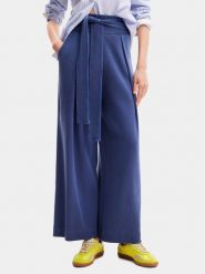 Desigual Spodnie materiałowe Tami 24SWPK02 Niebieski Regular Fit. Niebieskie spodnie materiałowe Desigual, bez wzorów, z bawełny. Za 279.99 zł.