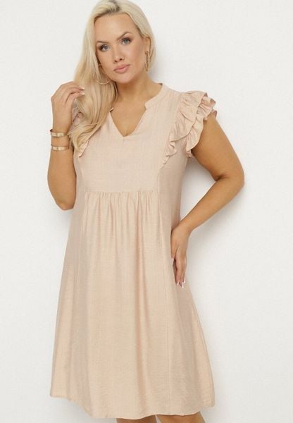 Beżowa Sukienka Pudełkowa z Bawełną i Trójkątnym Dekoltem Ozdobiona Falbankami Vikirva. Brązowe sukienki Born2be, na co dzień, l, bez wzorów, z bawełny, eleganckie, bez kołnierzyka, plus size, bez ramiączek, proste. Za 79.99 zł.