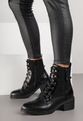 Czarne Botki Trzewiki na Klockowym Obcasie Zdobione Suwakiem Salittea. Czarne botki Born2be, z aplikacjami, z dzianiny, biznesowe, bez obcasa, na obcasie, bez zapięcia. Za 99.99 zł.