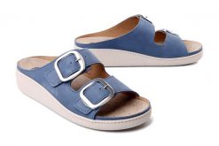 Dr. Brinkmann 700933-05 Niebieski, klapki damskie. Niebieskie klapki Dr. Brinkmann, bez wzorów, bez obcasa, bez zapięcia. Za 289.90 zł.