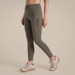 Legginsy damskie Craghoppers NosiLife Adeena. Zielone legginsy Craghoppers, bez wzorów, z materiału. Za 289.65 zł.