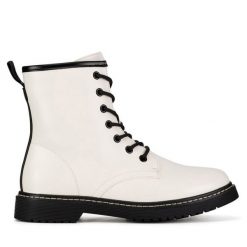 Botki JENNY. Białe botki Jenny, bez wzorów, bez obcasa, na płaskiej podeszwie, bez zapięcia. Za 127.99 zł.